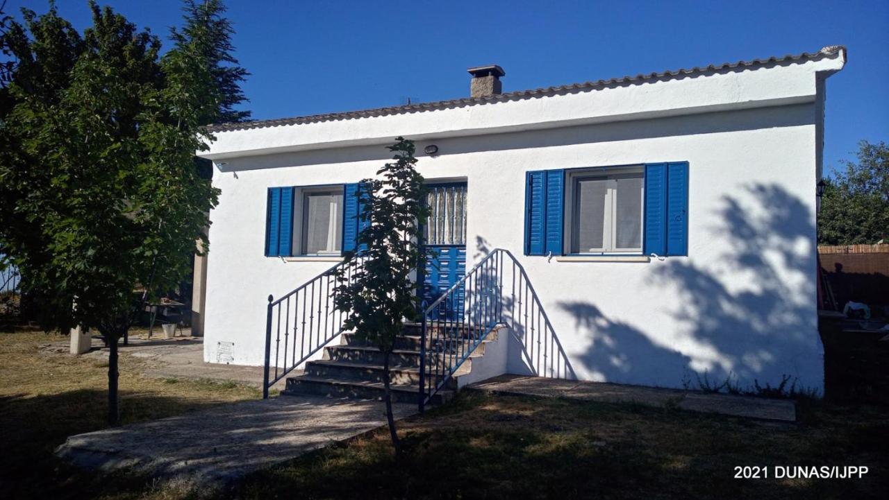 فيلا Numancia 12 Santa María de la Alameda المظهر الخارجي الصورة